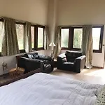 Hameau De Montcabirol - Pyrénées Hébergement de vacances Mirepoix (Ariege)