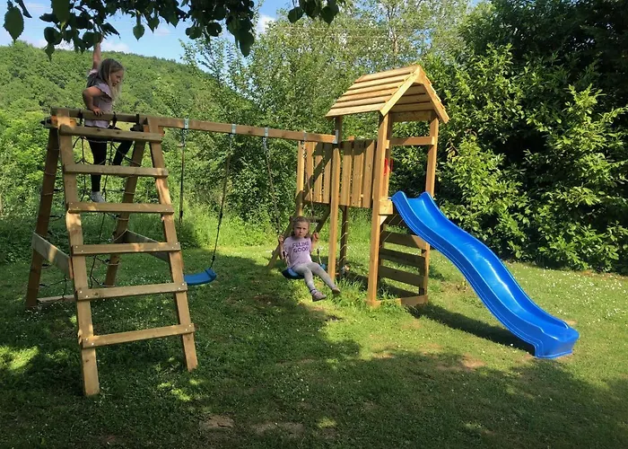 Hameau De Montcabirol - Pyrenees *