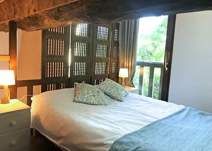 Hameau De Montcabirol - Pyrenees * ミルポワ